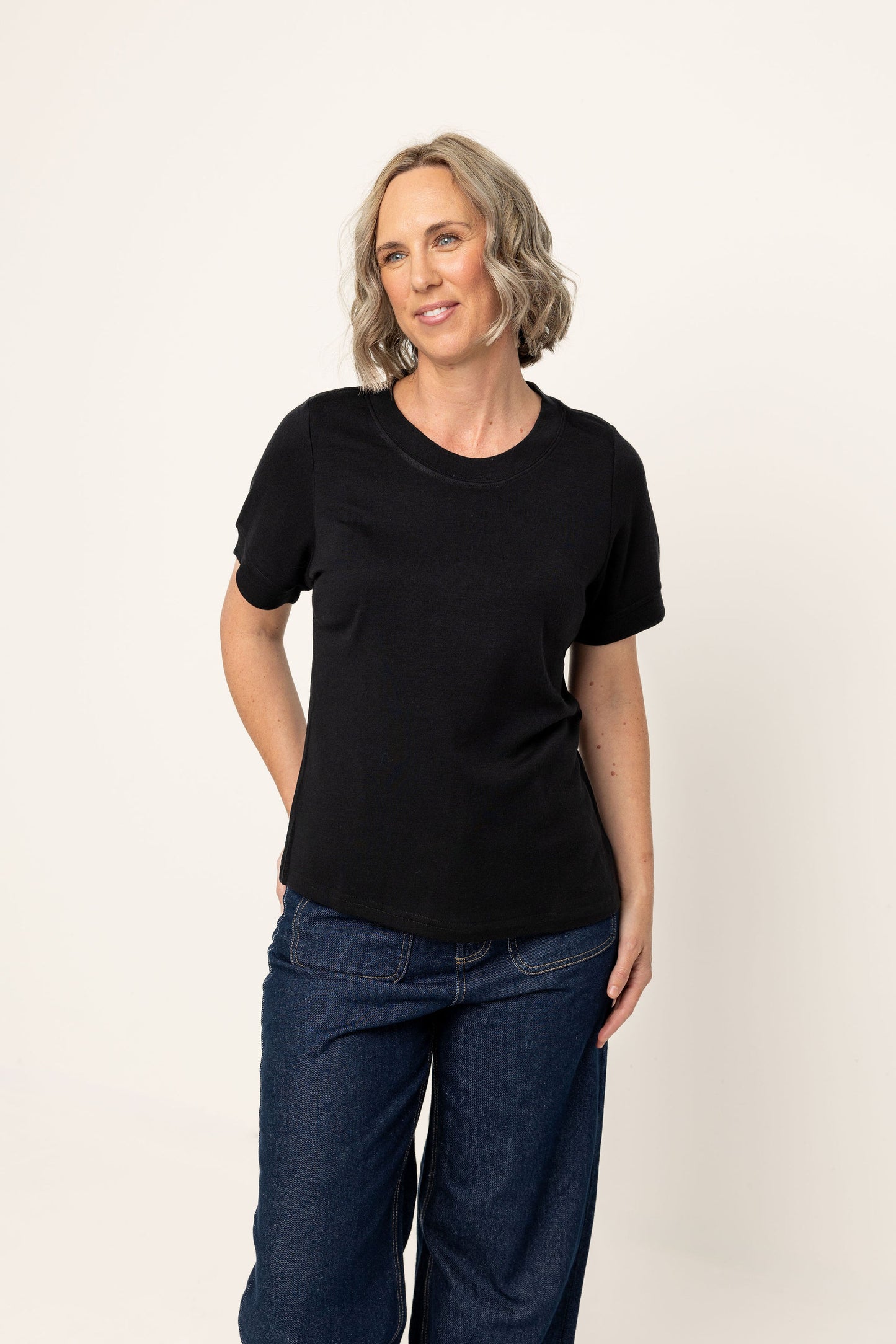 Line Hill Tee (Black)